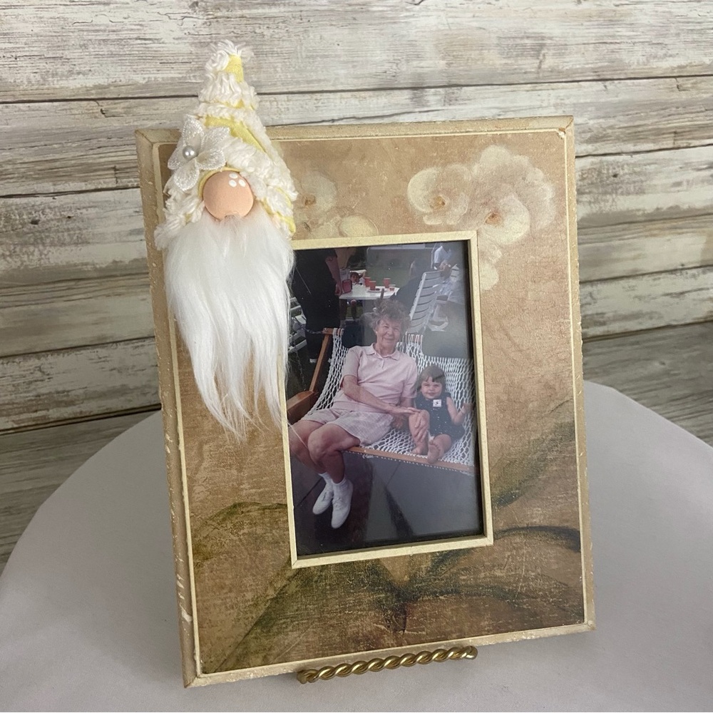 Vintage Yellow White Chenille Silver Plated Bent Spoon Gnome Ornament Faux Fur - Picture 5 of 10